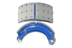 Колодка барабанного тормоза а/м Газон НЕКСТ сварная мост КААЗ (накладка 12+12отв., 23.3002110 / ширина 160мм. / ОЕМ: 23.3502091-110Н) (1шт.) АККОР 23-3501092