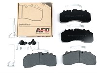 Колодка дискового тормоза (A-701) системы: Knorr SB 7000; SN7 а/м Actros MP2/MP3, EuroCargo, ЛИАЗ 5292, КАМАЗ 5490/5299, Yutong 6122 и др.  (с установочным комплектом:палец/пружины/пыльники) (к-т 4шт.) ЭКО WVA 29061, 29087, 29179 (AFD) A-701 (E) 03